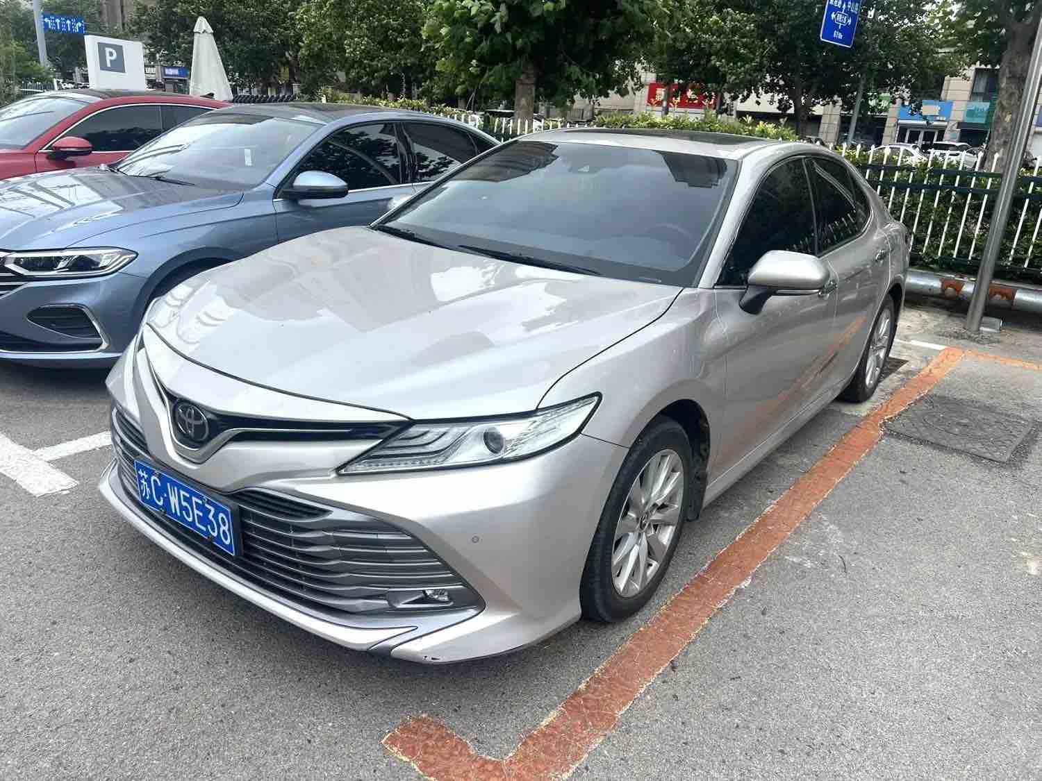 Toyota Camry 2019 2.0G Luxury Edition China V