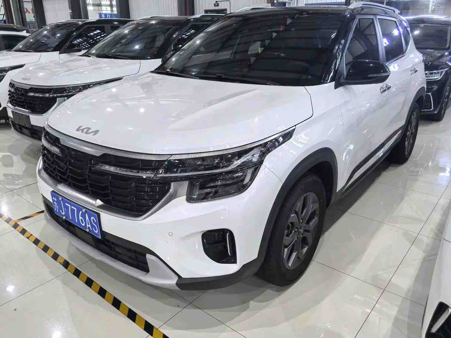 Kia Seltos 2023 1.5L CVT Luxury Edition