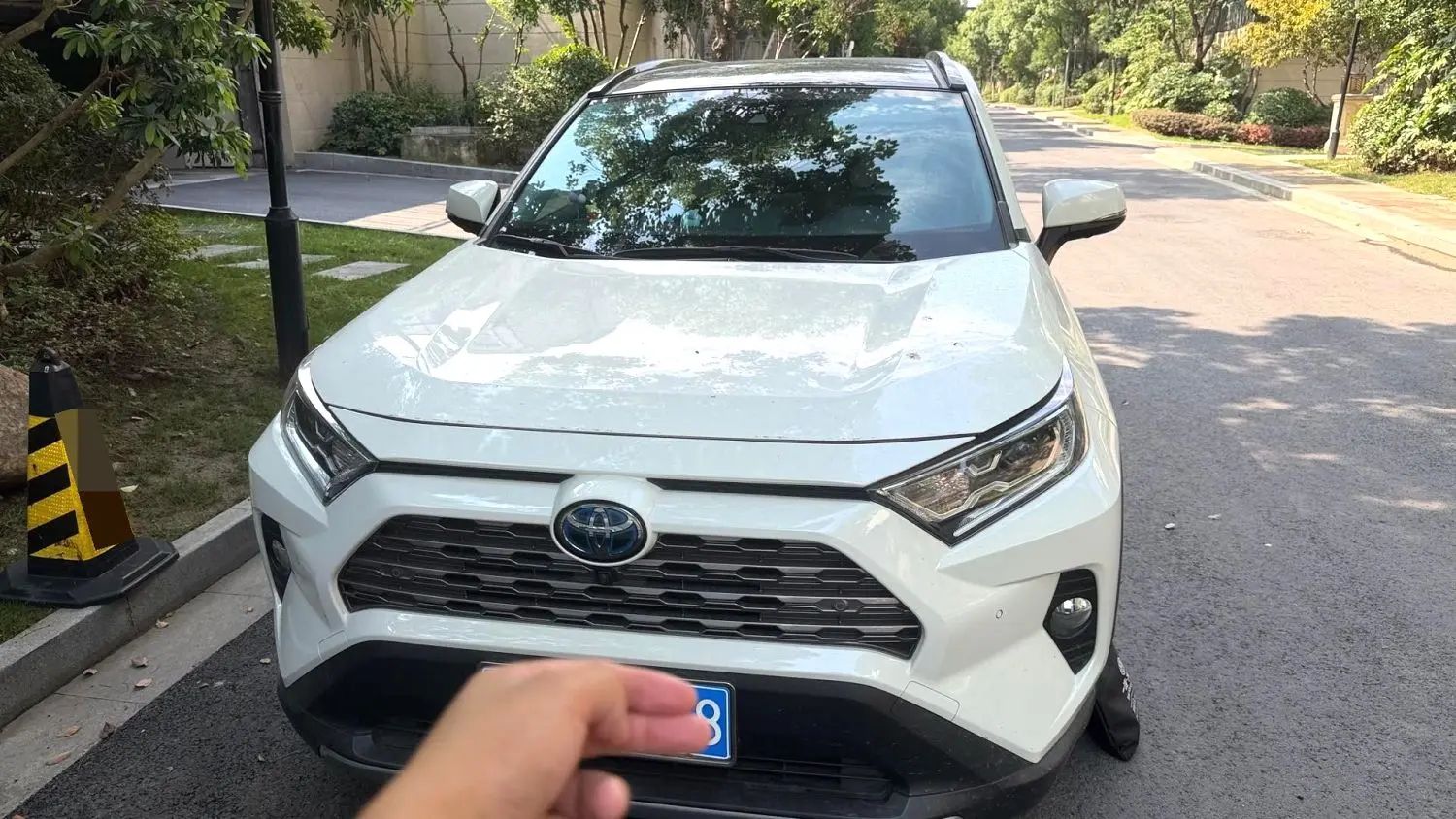 Toyota RAV4 Rongfang 2020 Dual Engine 2.5L E-CVT 4WD Flagship Edition