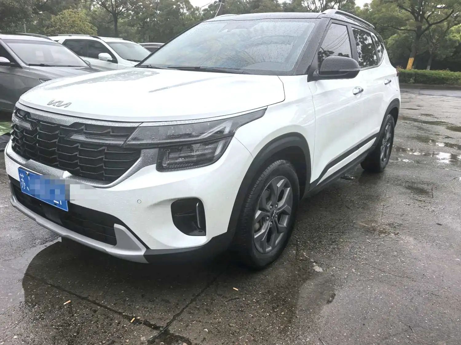 كيا سيلتوس 2023 1.5L CVT الفاخرة