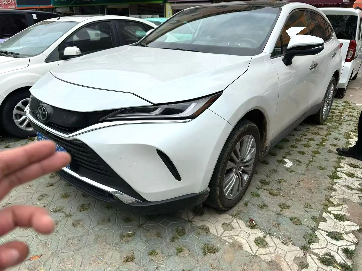 تويوتا هارير 2022 2.0L CVT دفع أمامي نسخة بريميوم