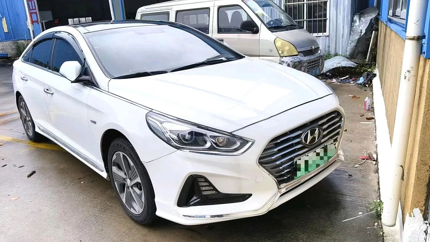 Hyundai Sonata Plug-in Hybrid 2018 2.0 PHS Smart Connectivity Edition China VI